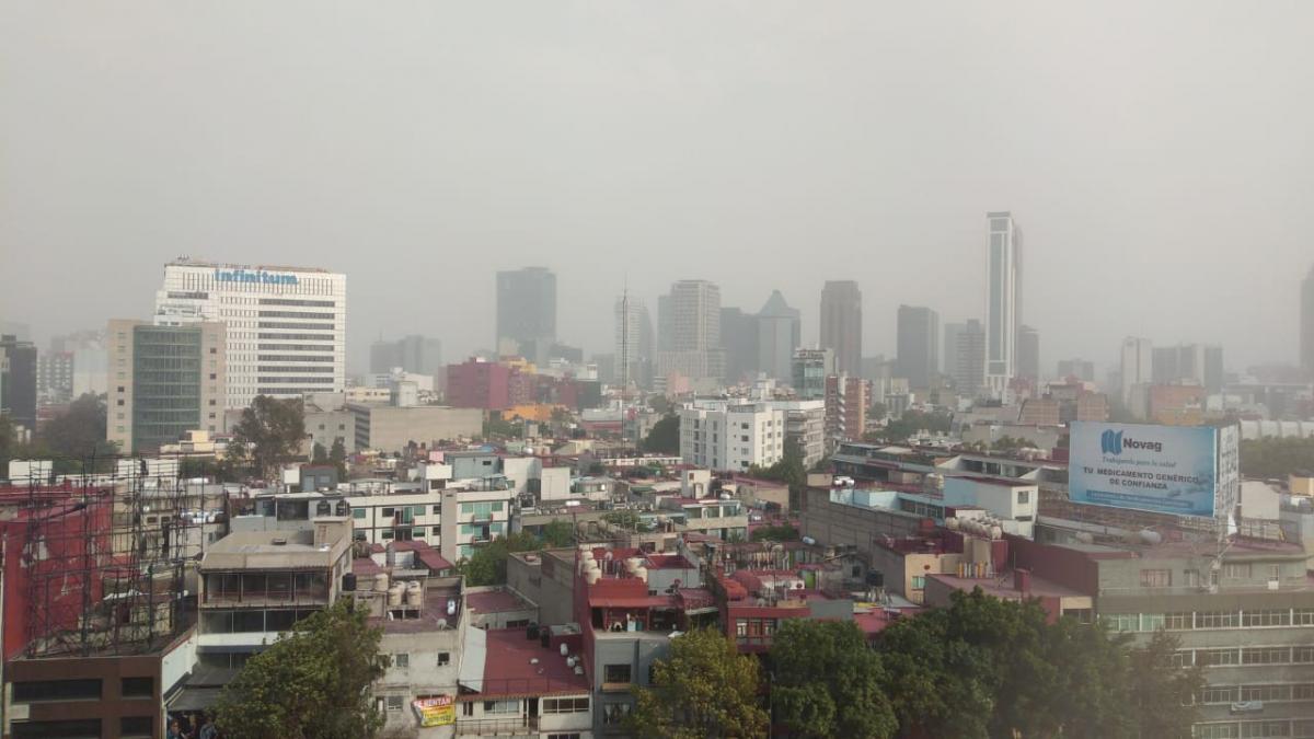 Lluvias ligeras y rachas de viento de 50 km/h se esperan este domingo en CDMX