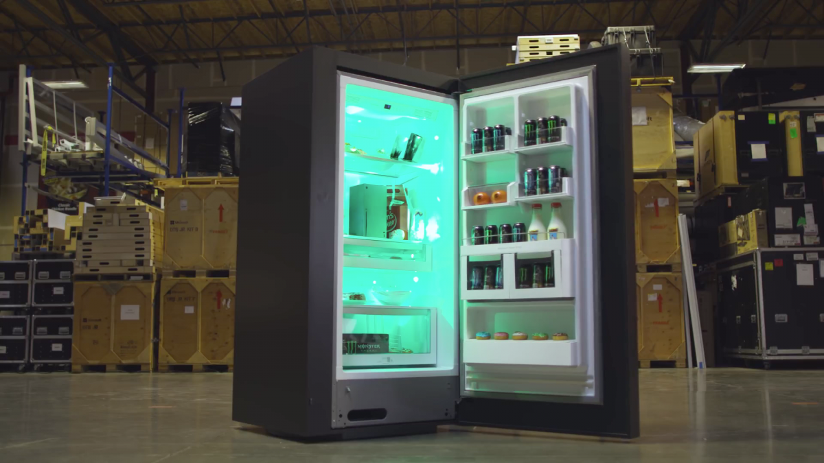 Microsoft inicia producción de mini refrigeradores con diseño de Xbox  Series X