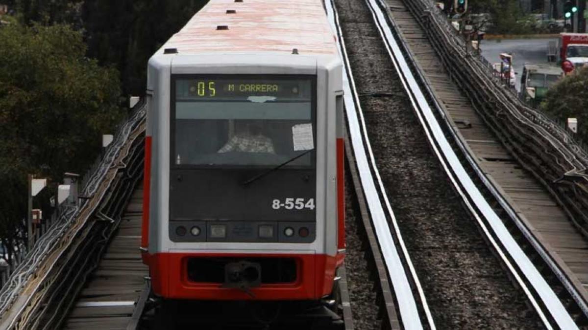 Metro de CDMX implementa marcha lenta de trenes en 5 líneas por lluvia