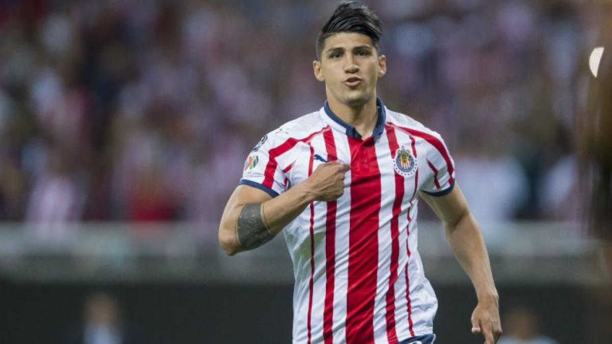 CHIVAS: Alan Pulido y su dolor por ver al Rebaño en los último lugares lo llevan a tomar una gran decisión