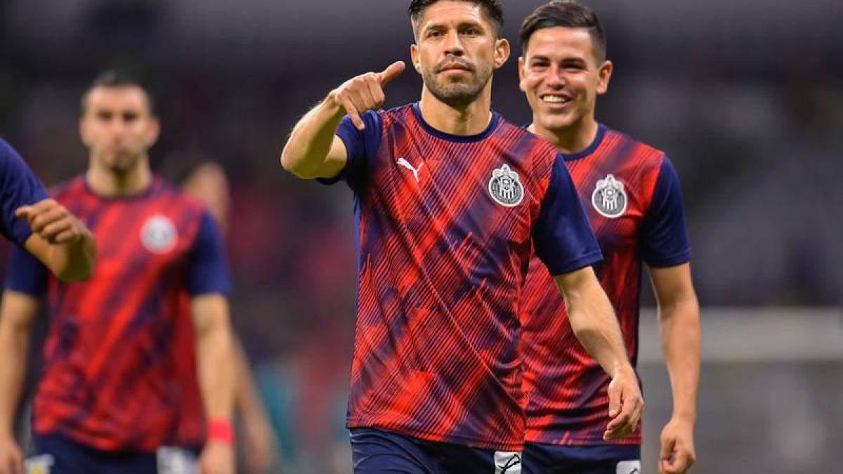 Oribe Peralta se engancha con David Faitelson y le recuerda el golpe que le dio Cuauhtémoc Blanco