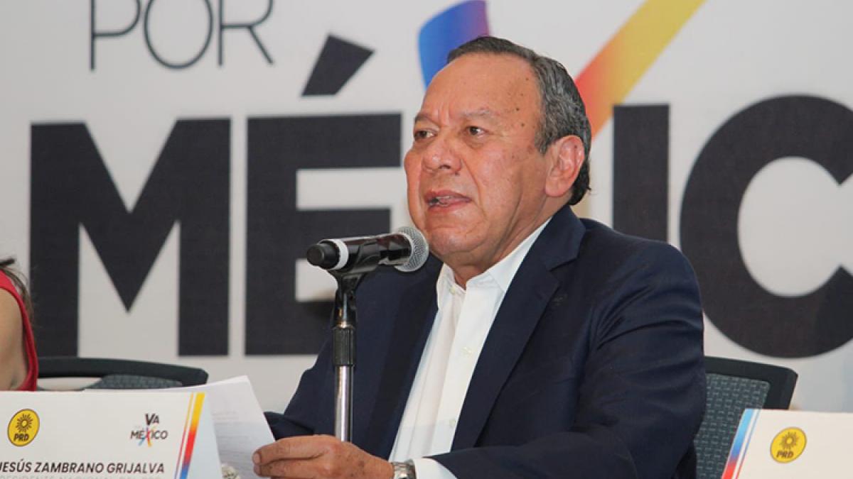 Zambrano, a una firma - AS Perú