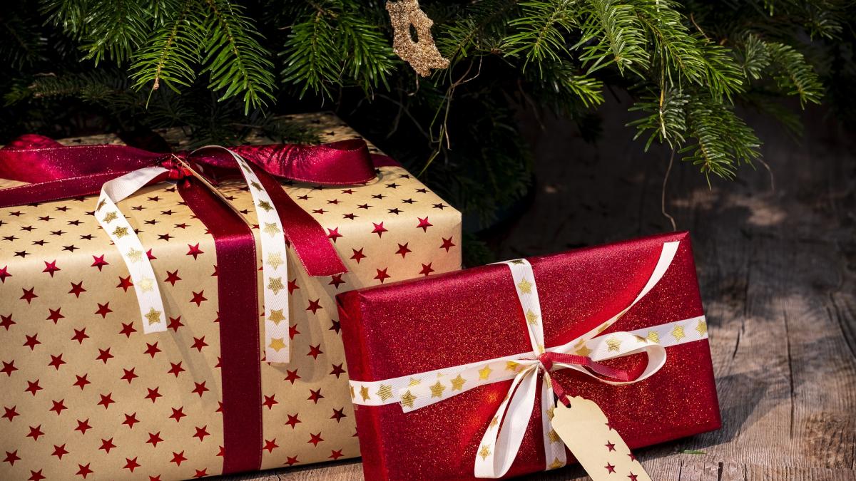 Compartir 49+ imagen a que hora se abren los regalos de navidad
