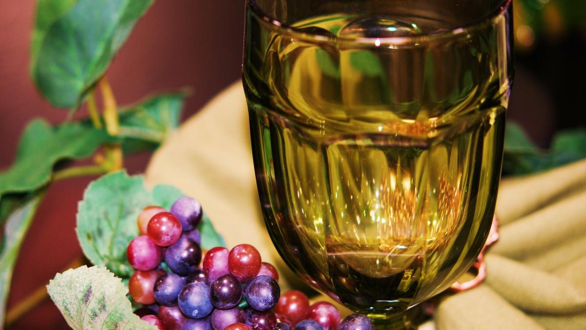 ¿Cómo surgió la tradición de las 12 uvas de Nochevieja?