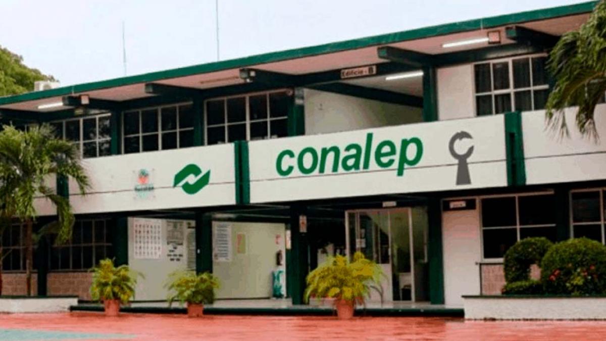 ¡Conalep está de fiesta! Celebra 44 años con más de 321 mil estudiantes en todo México