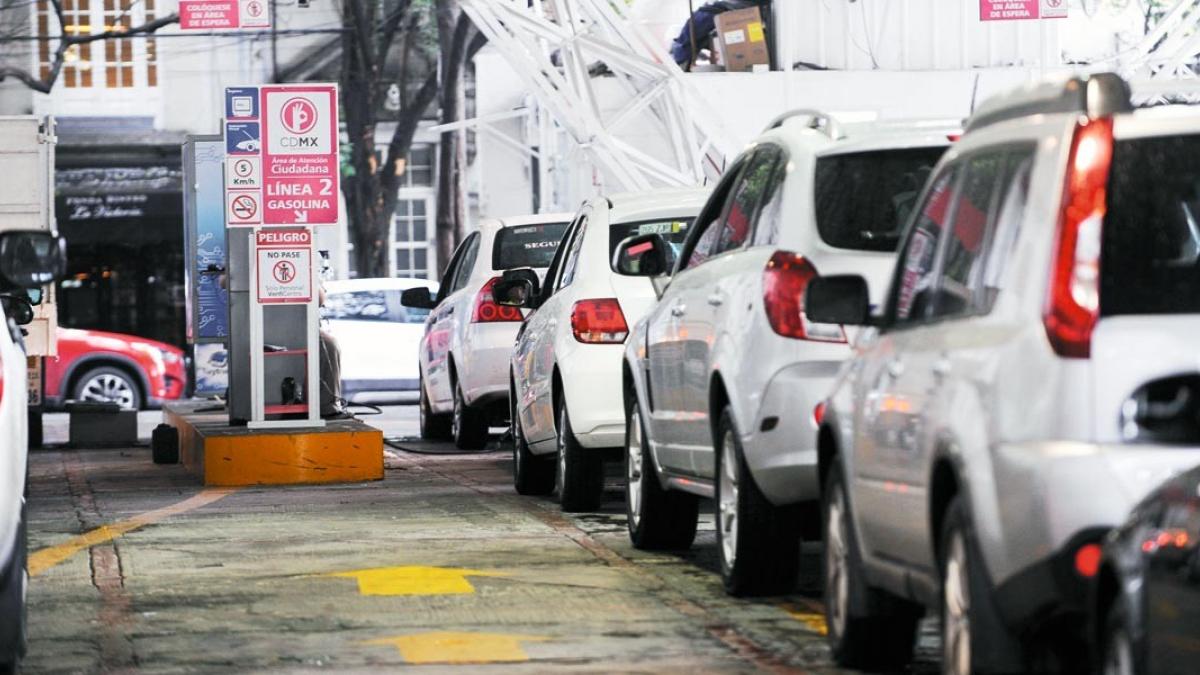 ¿A qué autos les toca verificación durante el segundo semestre de 2022 en CDMX? Ve calendario