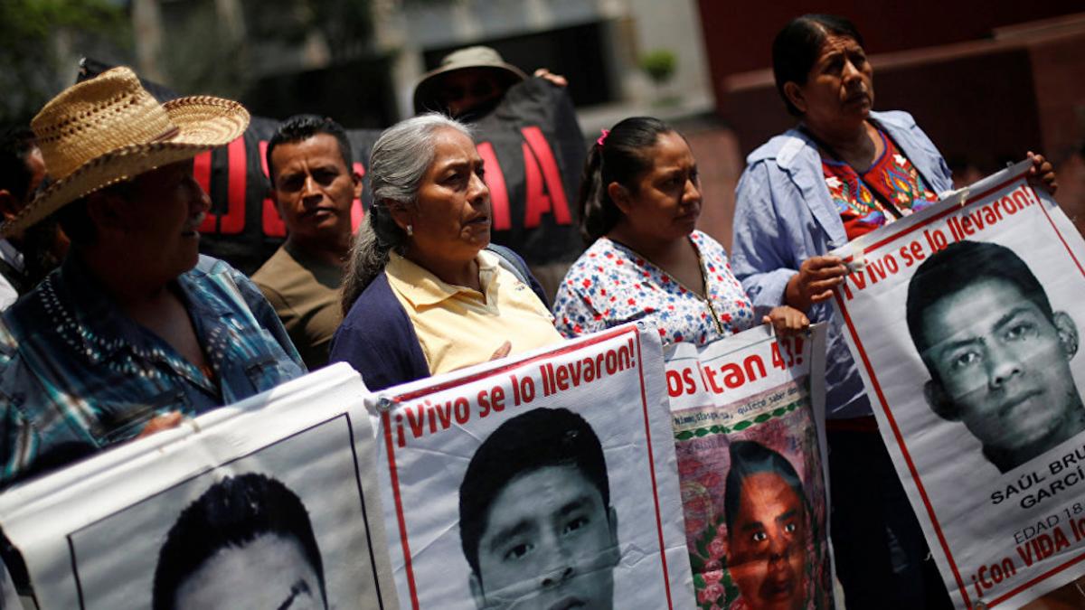 Condena Centro Prodh filtración de documentos de Ayotzinapa