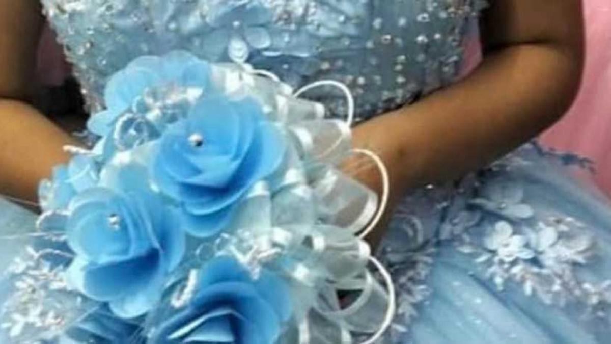 Joven pierde vestido de XV años previo a su fiesta; esto hizo su madre para ayudarla