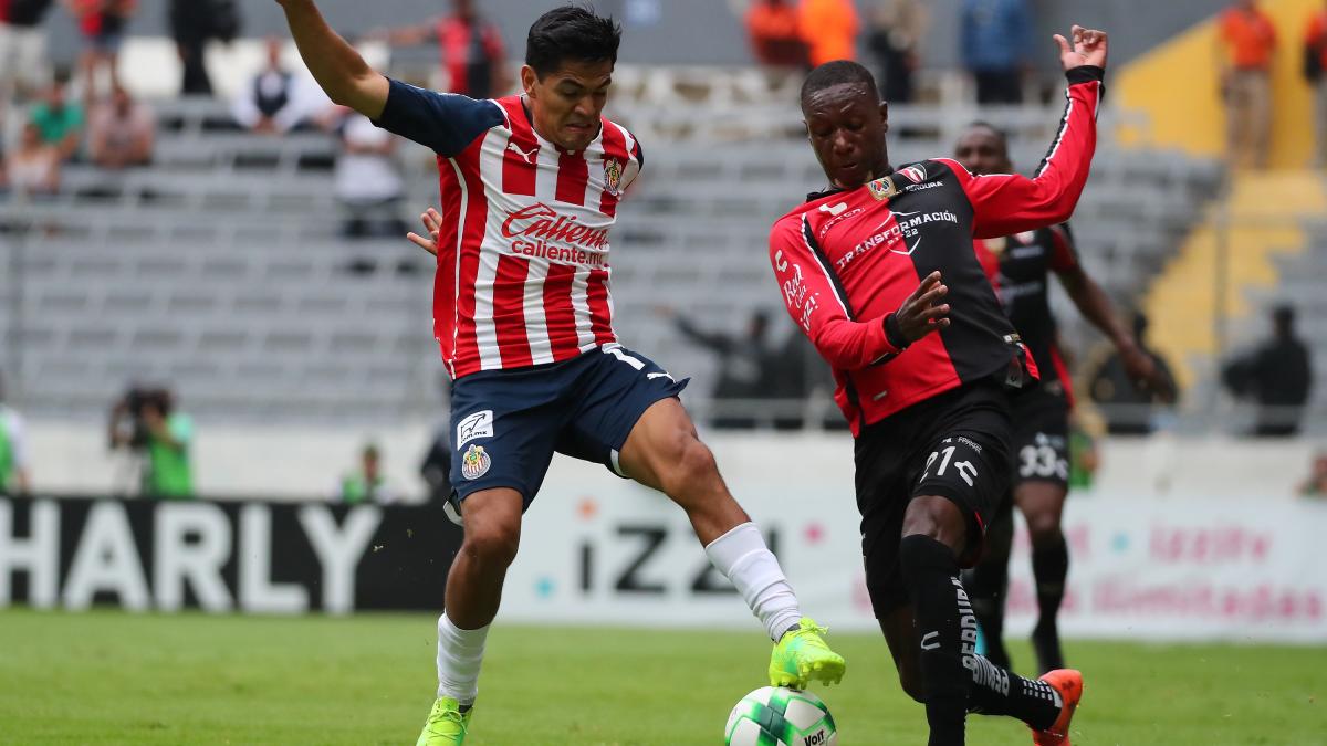 Chivas vs Atlas: El Clásico Tapatío no inicia y el Rebaño ya le dio el primer golpe a los Zorros