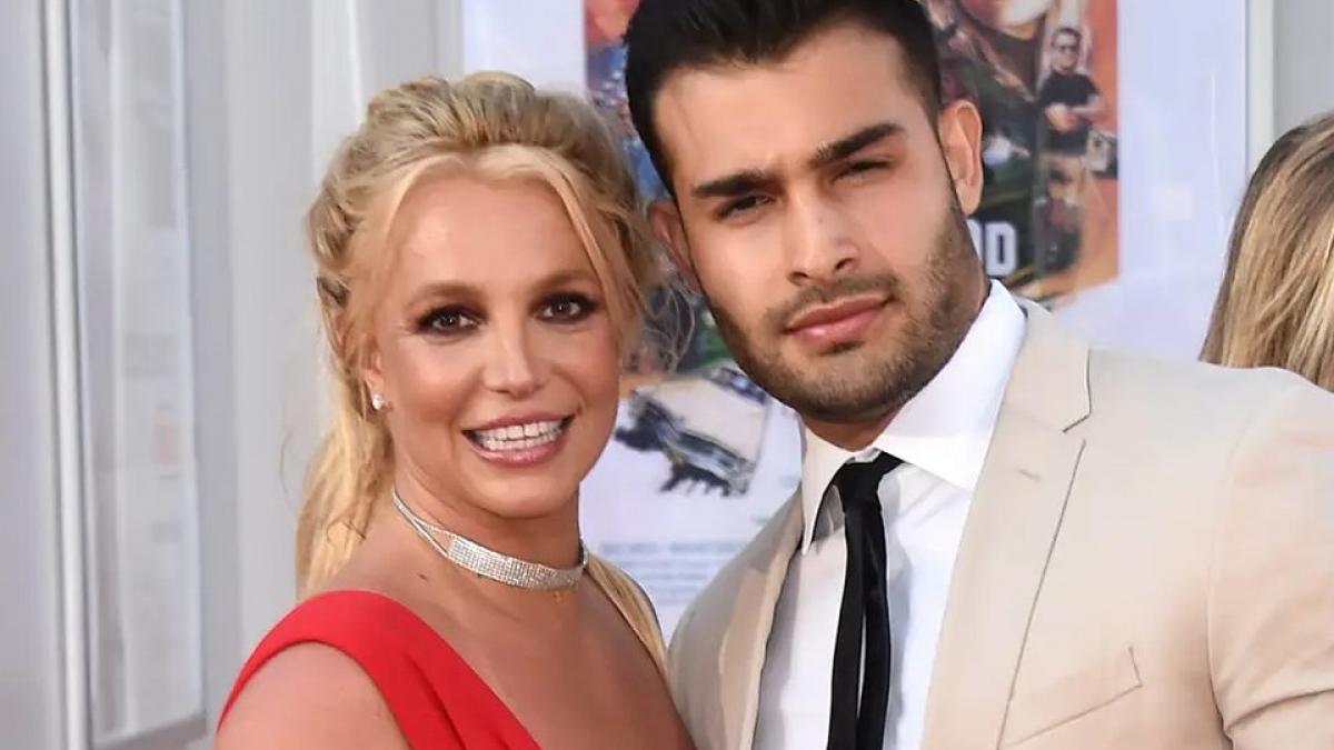 Exesposo de Britney Spears interrumpe boda de la cantante y llega la policía para detenerlo (VIDEO)