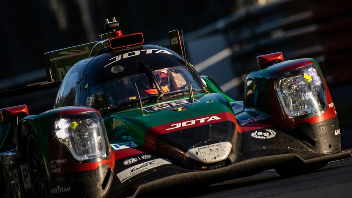 ¡Histórico! Roberto González, piloto mexicano, conquista las 24 horas de Le Mans (VIDEO)