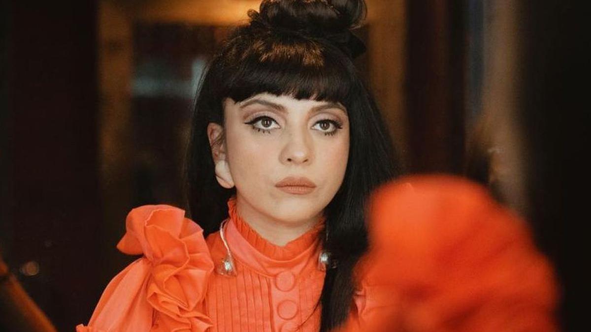 Mon Laferte revela que el cáncer de tiroides casi sepulta su carrera