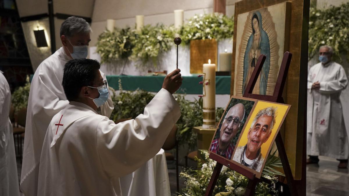 CNDH lamenta el asesinato de sacerdotes jesuitas; pide no dejar el caso impune