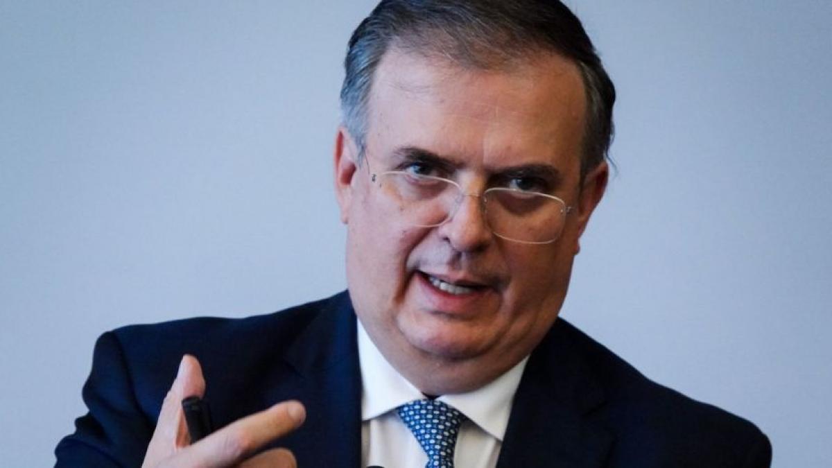 EU avala ley para regular armas; Marcelo Ebrard dice que favorecerá a México