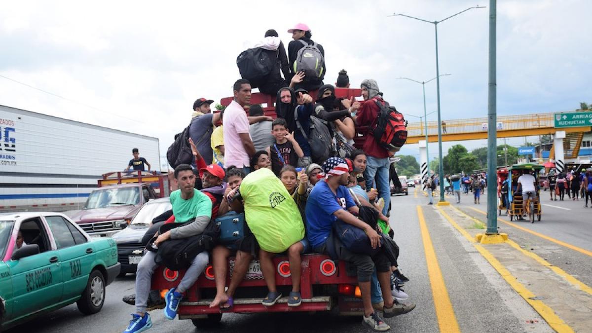 Urgen a dar un giro para frenar flujo migrante