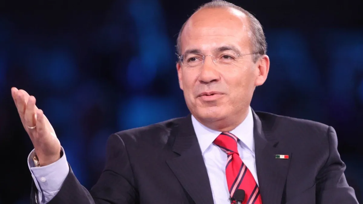 Revira PAN y reconoce trayectoria de Felipe Calderón