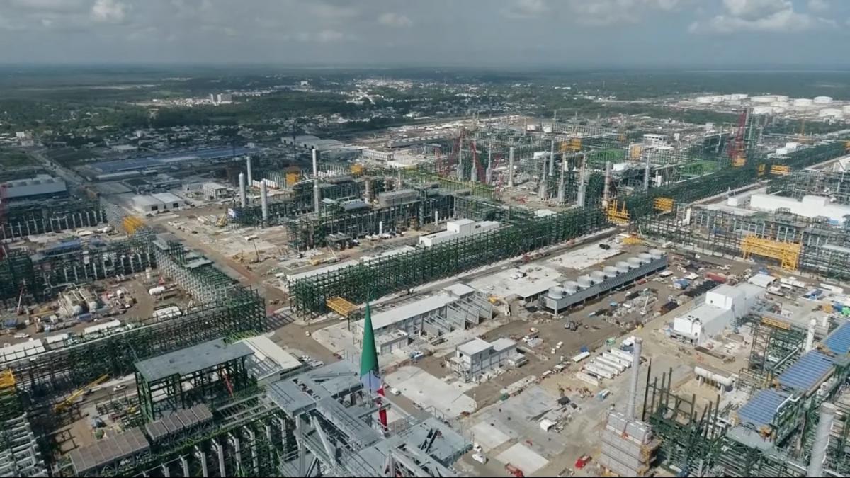 PRD exige transparentar recursos de obras faraónicas como la Refinería de Dos Bocas