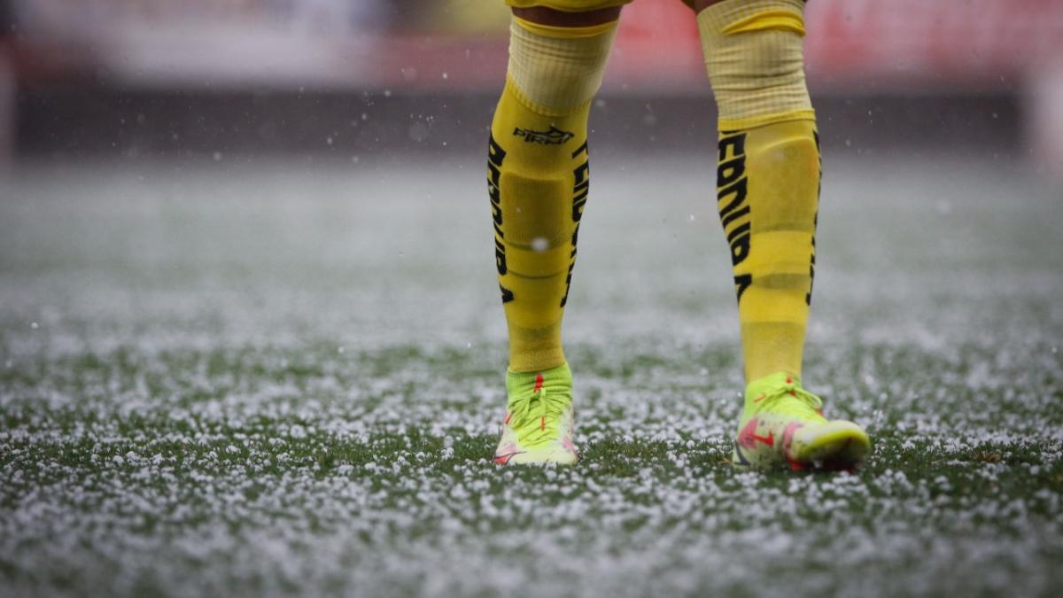 VIDEO: Así fue la increíble granizada que retrasó el inicio del Necaxa vs Toluca