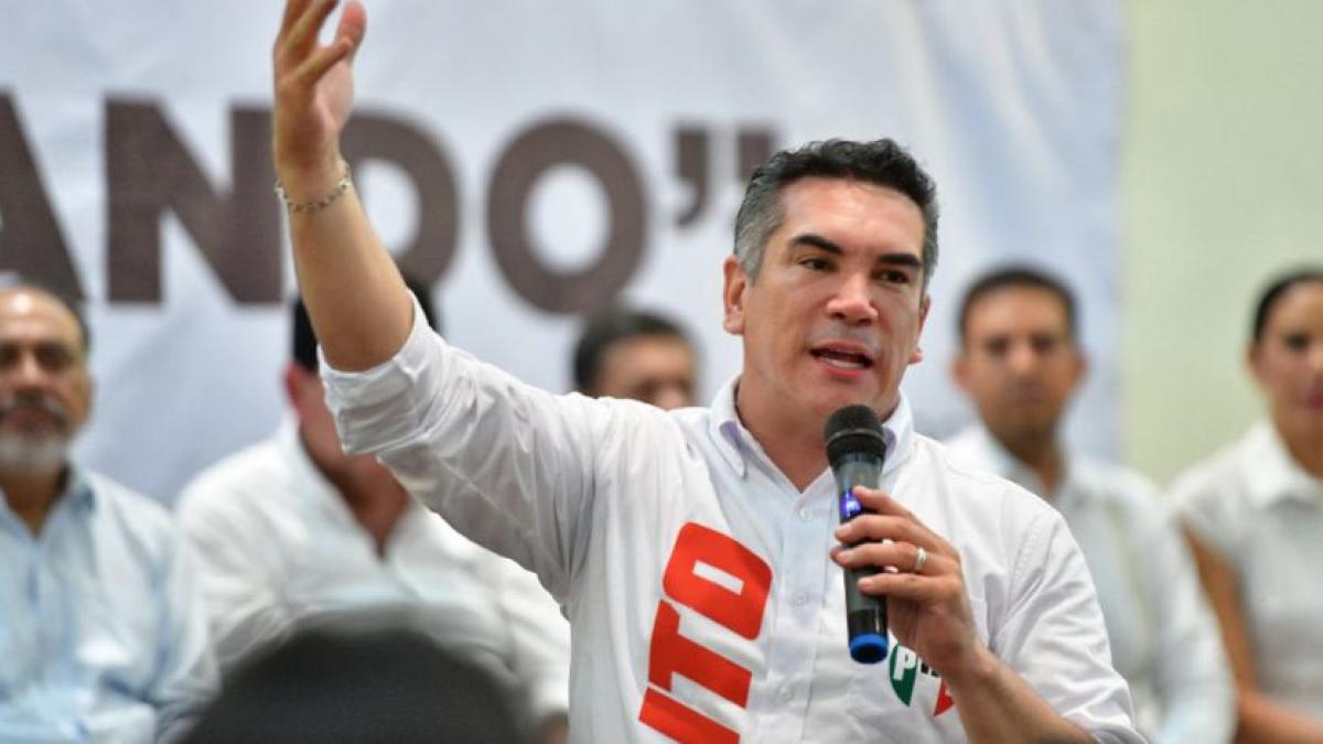 Alejandro Moreno anuncia gira internacional para denunciar a AMLO y su gobierno