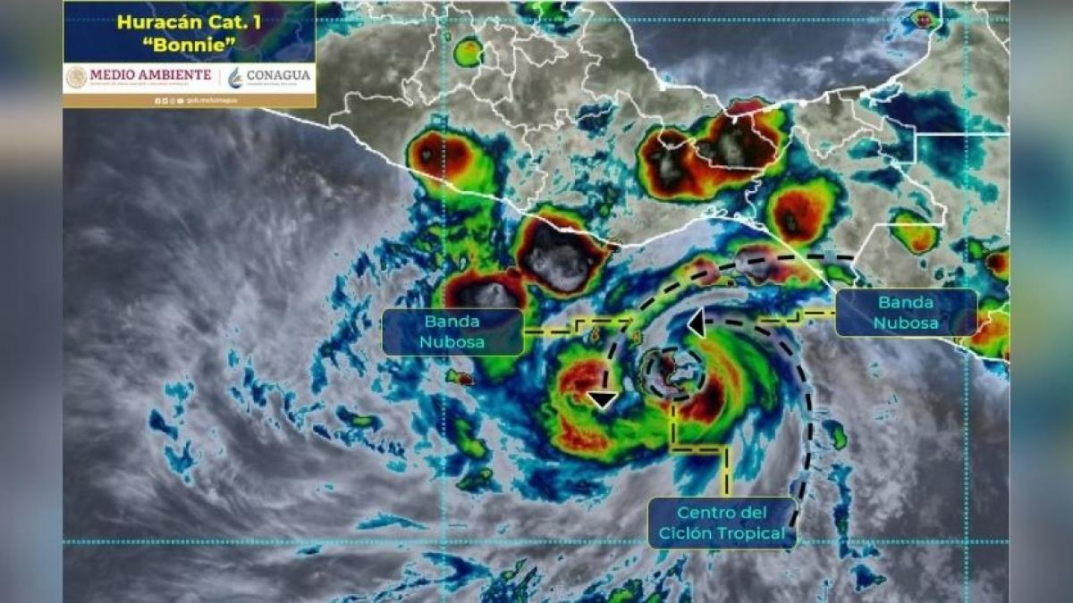 "Bonnie" ya es huracán Categoría 1; prevén lluvias fuertes en al menos 4 estados