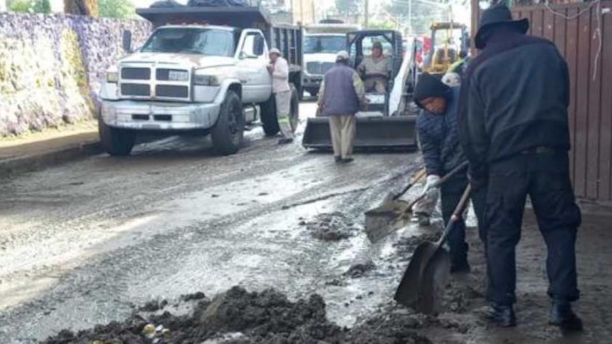 Realizan acciones de apoyo en zonas afectadas por la lluvia en Tlalpan