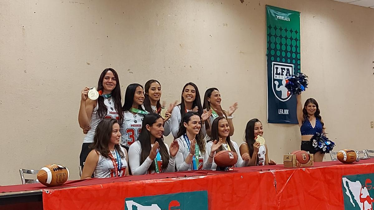 Flag Football: "No nos sorprende el oro, trabajamos pensando en eso"; coach del equipo femenil