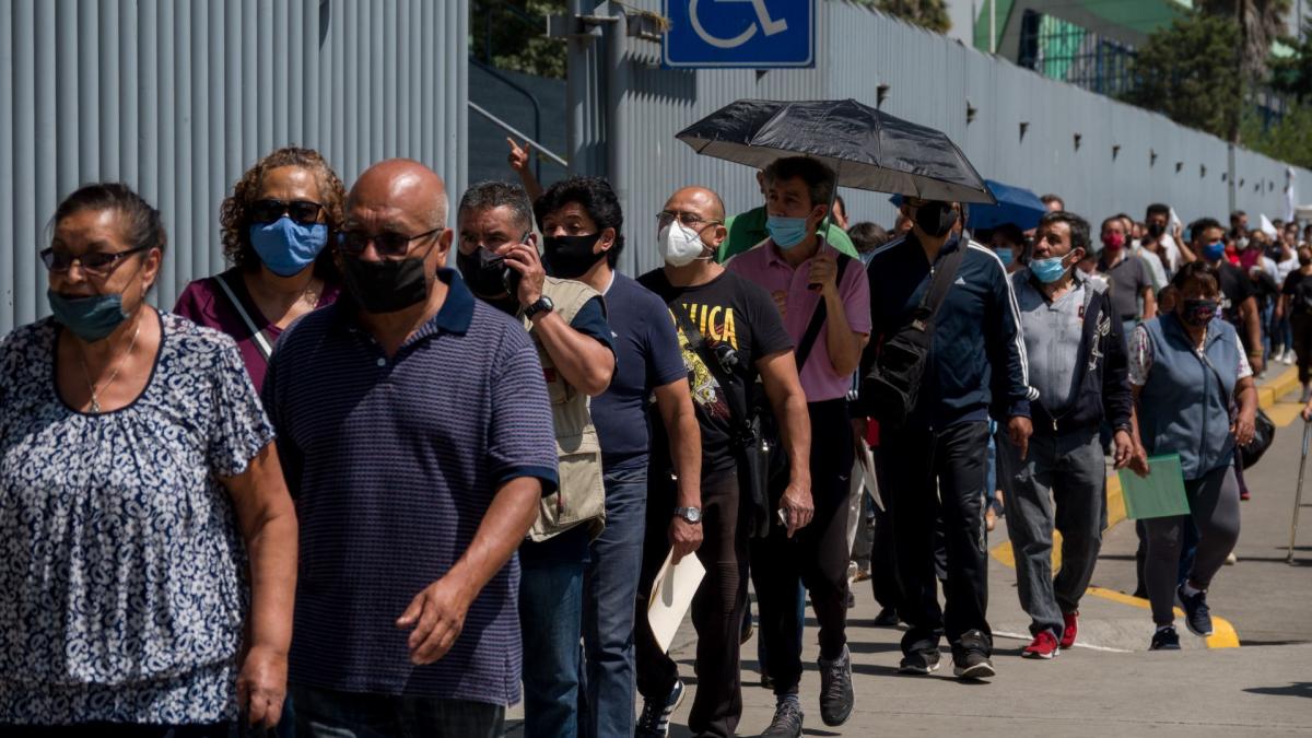 COVID-19: México registra 34 mil 661 nuevos contagios y 107 muertes en un día