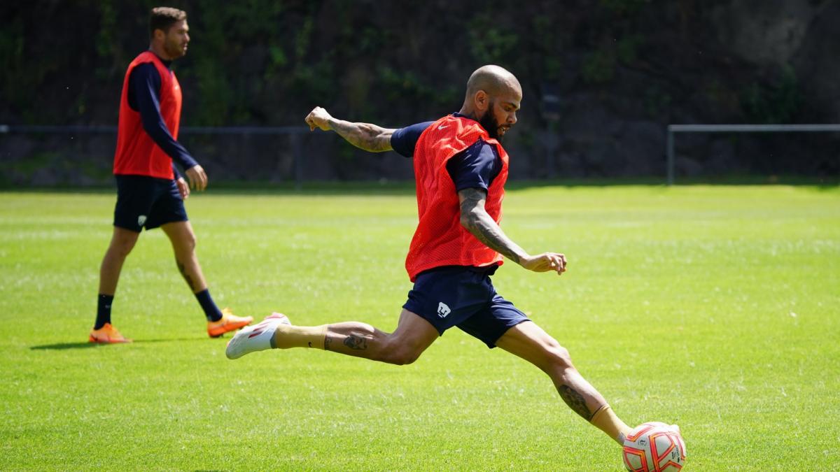 PUMAS: Así fue el primer entrenamiento de Dani Alves con sus nuevos compañeros