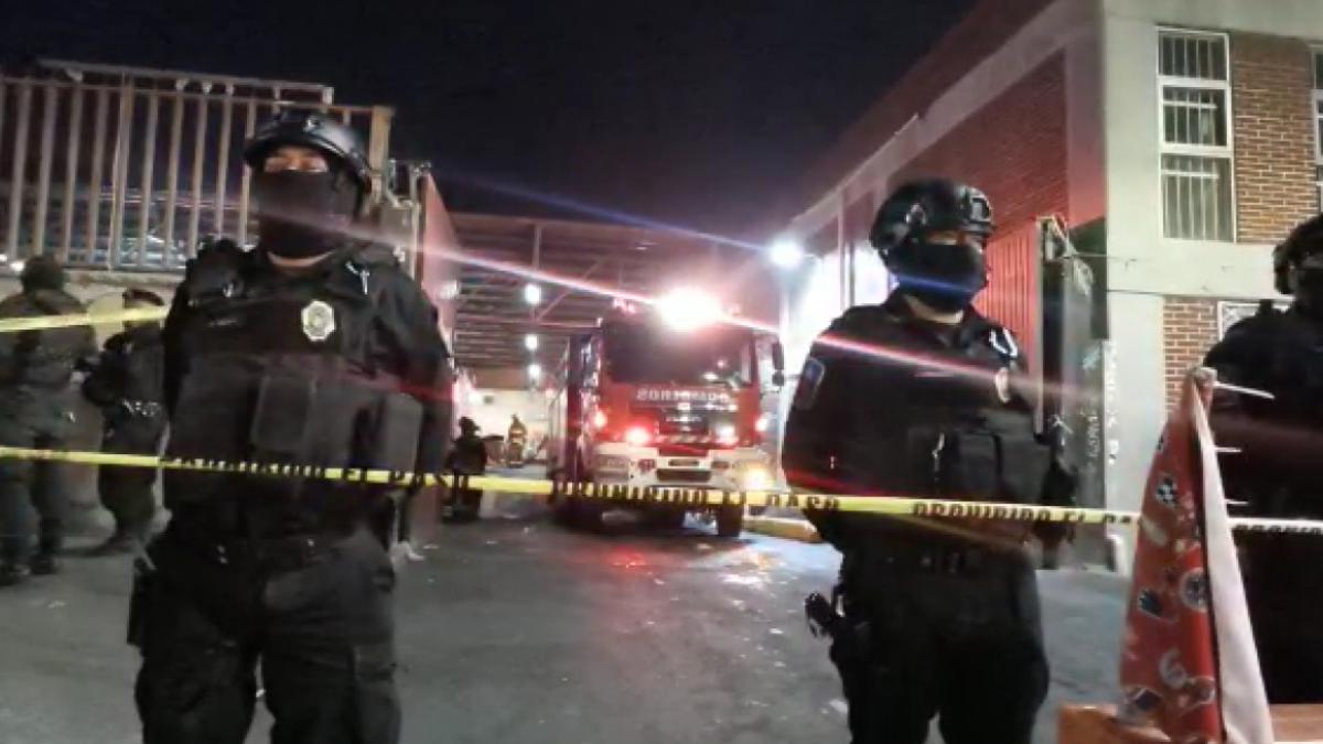 Incendio en Mercado de Jamaica deja daños en cuatro locales