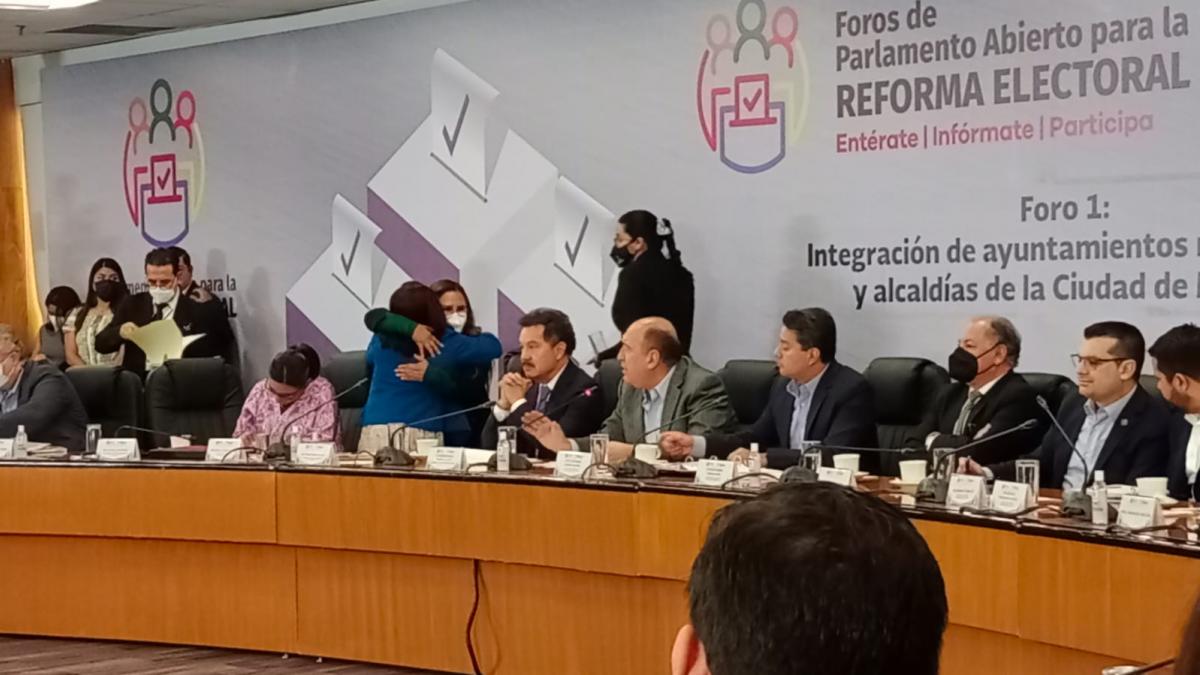 Todos están invitados a foro sobre Reforma Electoral, incluso consejeros del INE: Morena