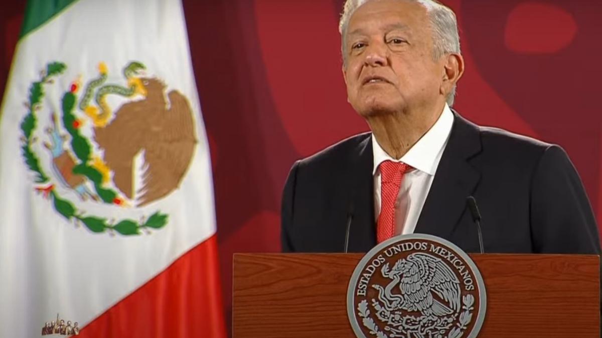 Oposición acusa engaño de AMLO con anuncio de pasar a “pobreza franciscana”