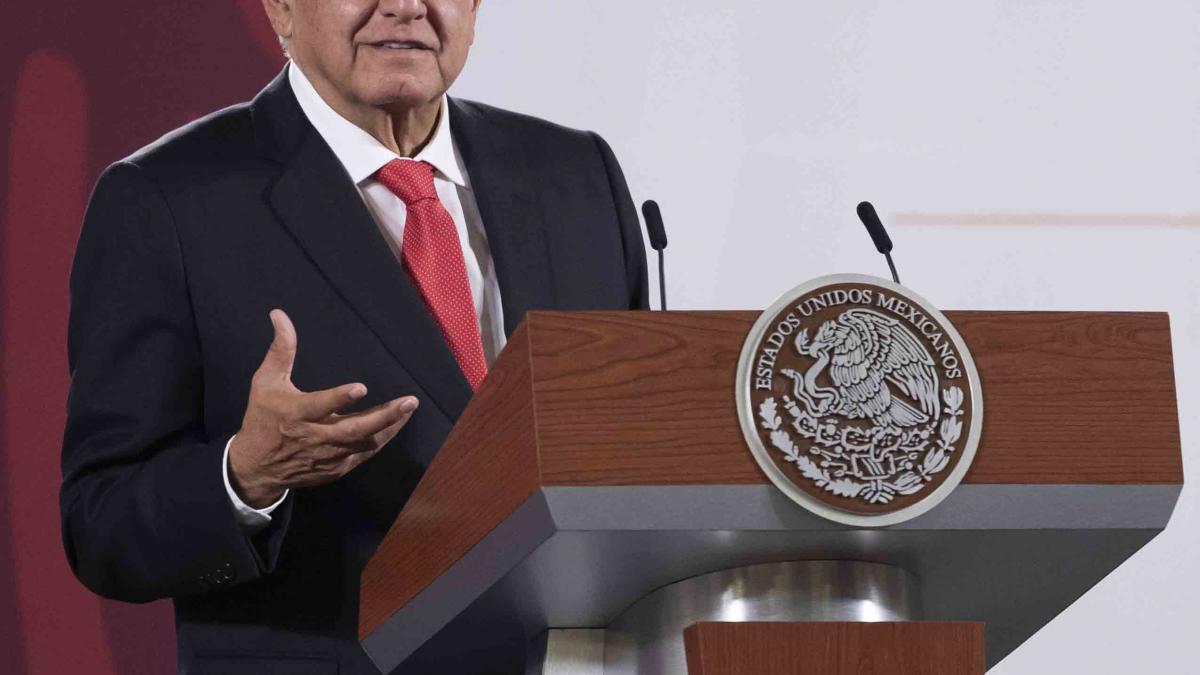 AMLO recomienda a opositores presentar alternativa de nación, no pelearse entre ellos