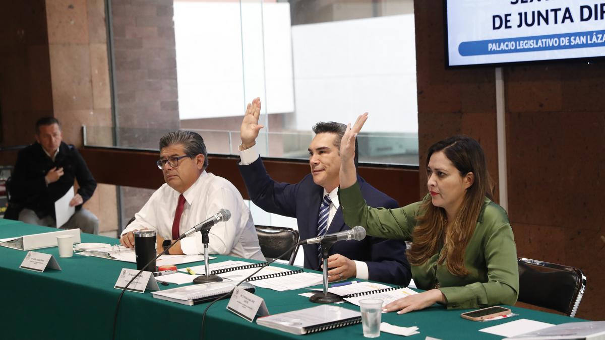 Morena se salta a Alito y convoca a Comisión