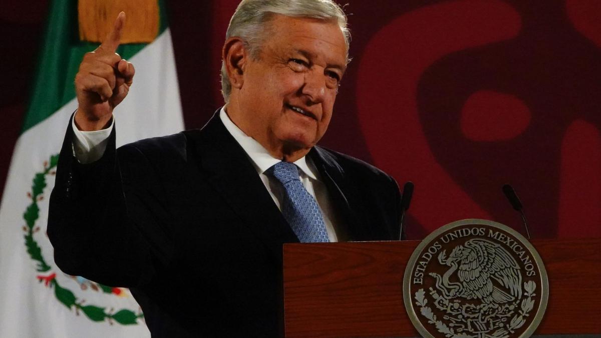 AMLO busca que militares sigan a cargo de seguridad pública después de 2024