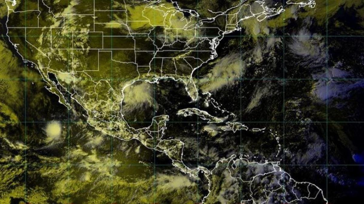 Se forma depresión tropical Diez-E en el Pacífico; prevén lluvias fuertes en al menos 5 entidades