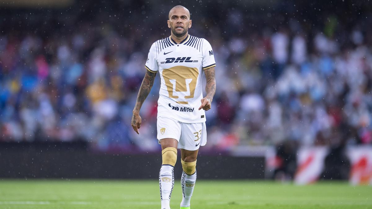 PUMAS | VIDEO: Revelan video en el que Dani Alves luce desesperado y grita de todo