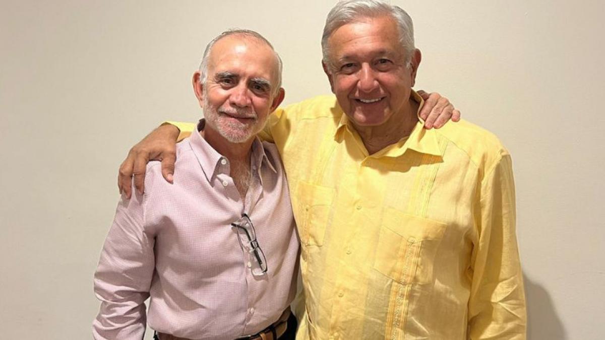 AMLO se reúne con Alfonso Romo en Nuevo León; "lo estimo mucho", señaló