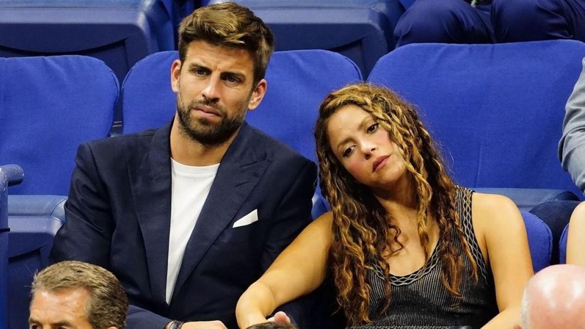 ¡Escándalo! El polémico video en el que Gerard Piqué le da un fuerte balonazo a Shakira