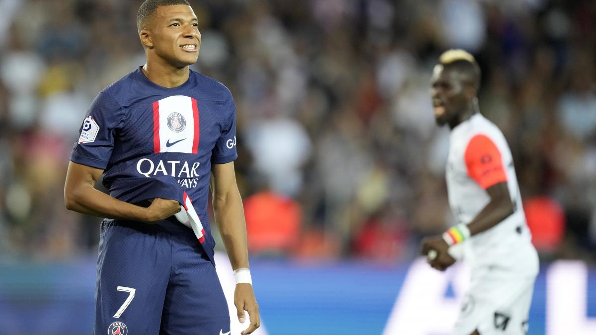 PSG | VIDEO: ¿Mbappé rompe el vestidor parisino? Así fue el encontronazo con Messi y Neymar en pleno partido