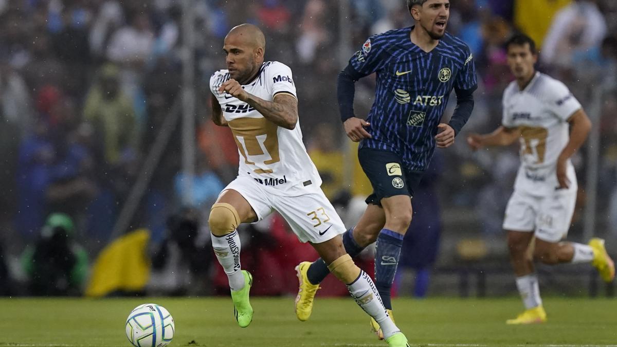 PUMAS: Dani Alves explota contra sus críticos y les manda un fuerte mensaje