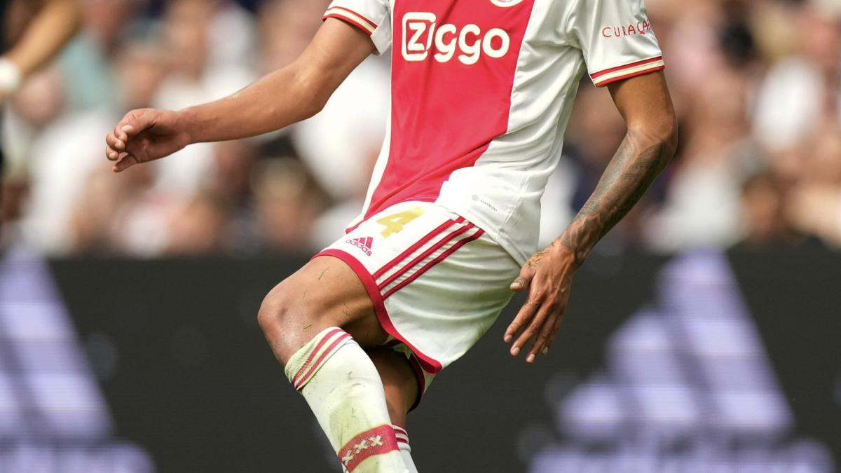 Edson Álvarez: ¿Qué equipo de la Premier League le hizo una oferta al Ajax por los servicios del mexicano?