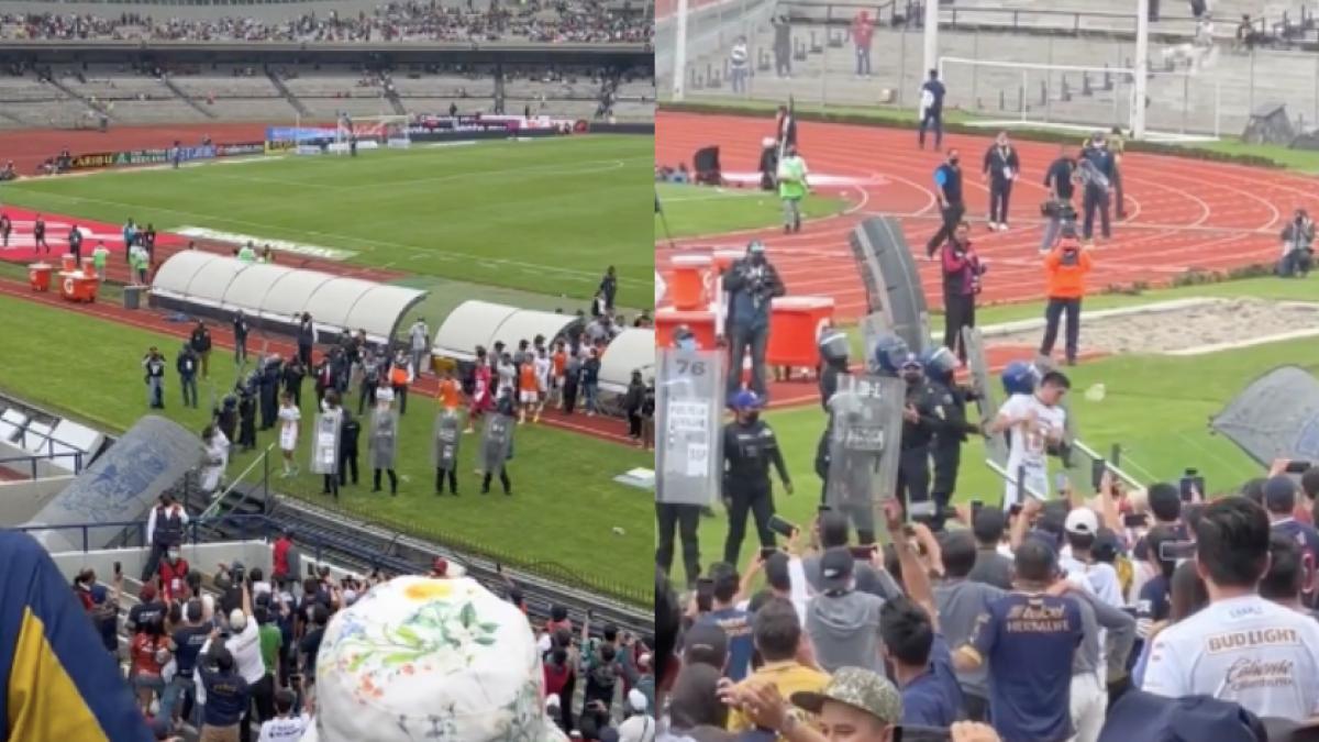 PUMAS | VIDEO: Aficionados lanzan objetos y ponen en riesgo a los jugadores, tras la goleada en CU