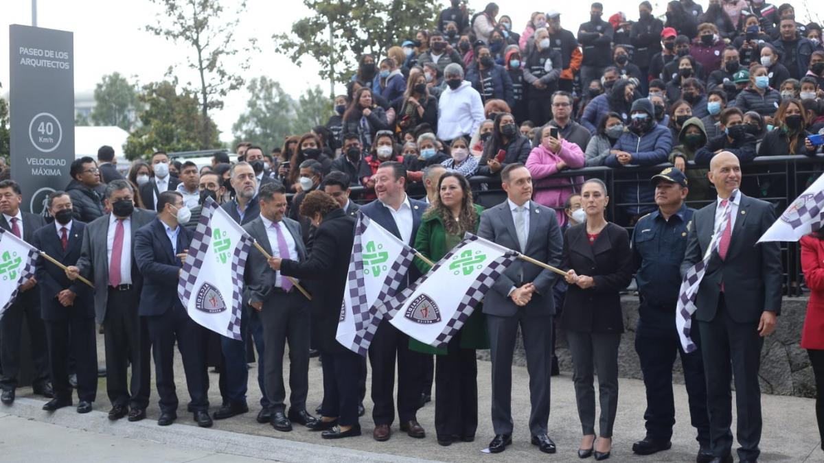 Rubalcava y Sheinbaum dan banderazo de salida a 120 nuevas patrullas en Cuajimalpa