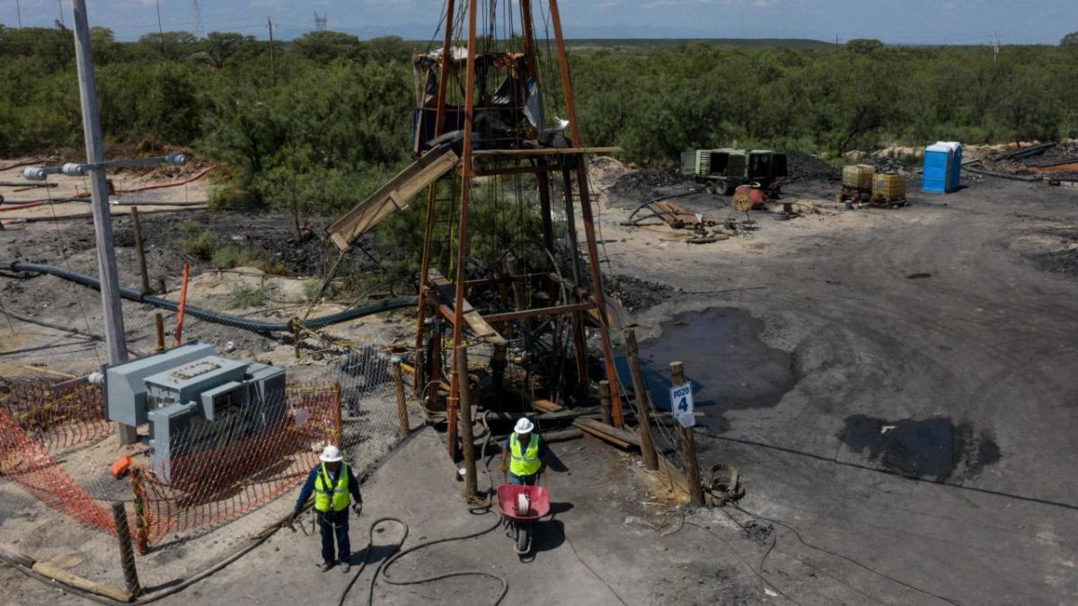 Sindicato acusa errores en rescate de mineros