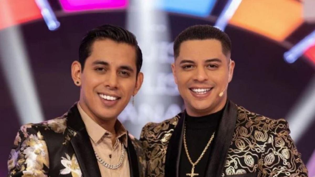 Jhonny Caz revela lo peor de trabajar con su hermano Eduin Caz en Grupo Firme: "Es bien borracho"