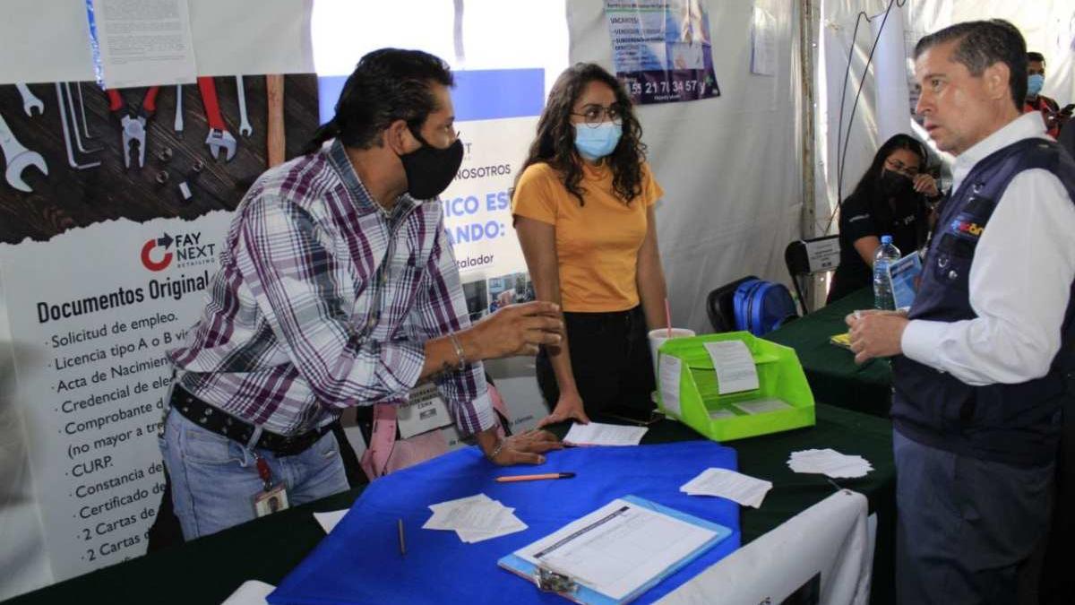 Llevan primera feria del empleo a zona de Los Pedregales, Coyoacán