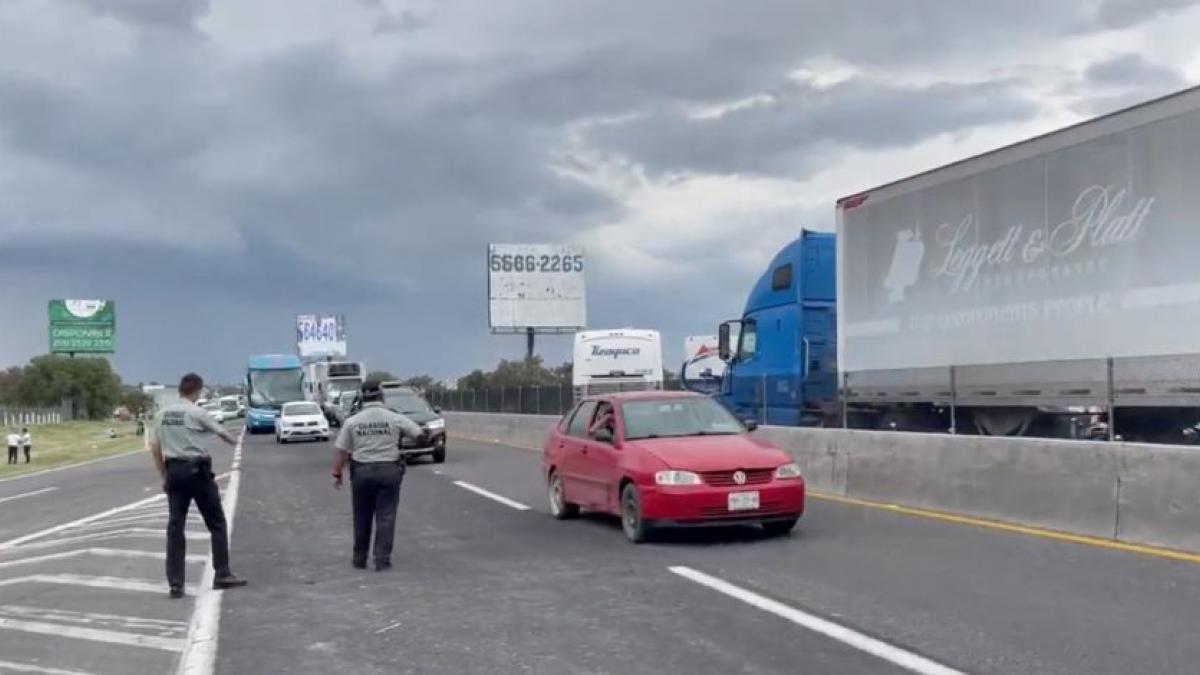 Transportistas liberan la México-Pachuca tras casi 10 horas de bloqueo