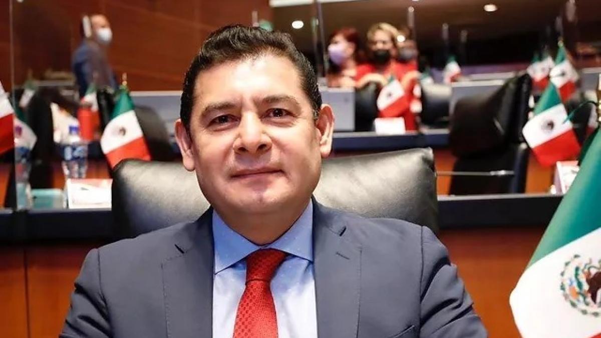 Eligen a Alejandro Armenta como presidente de la Mesa Directiva del Senado