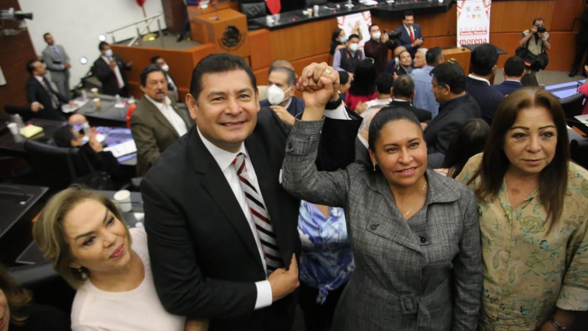 Designan a Alejandro Armenta Mier como presidente de la Mesa Directiva del Senado