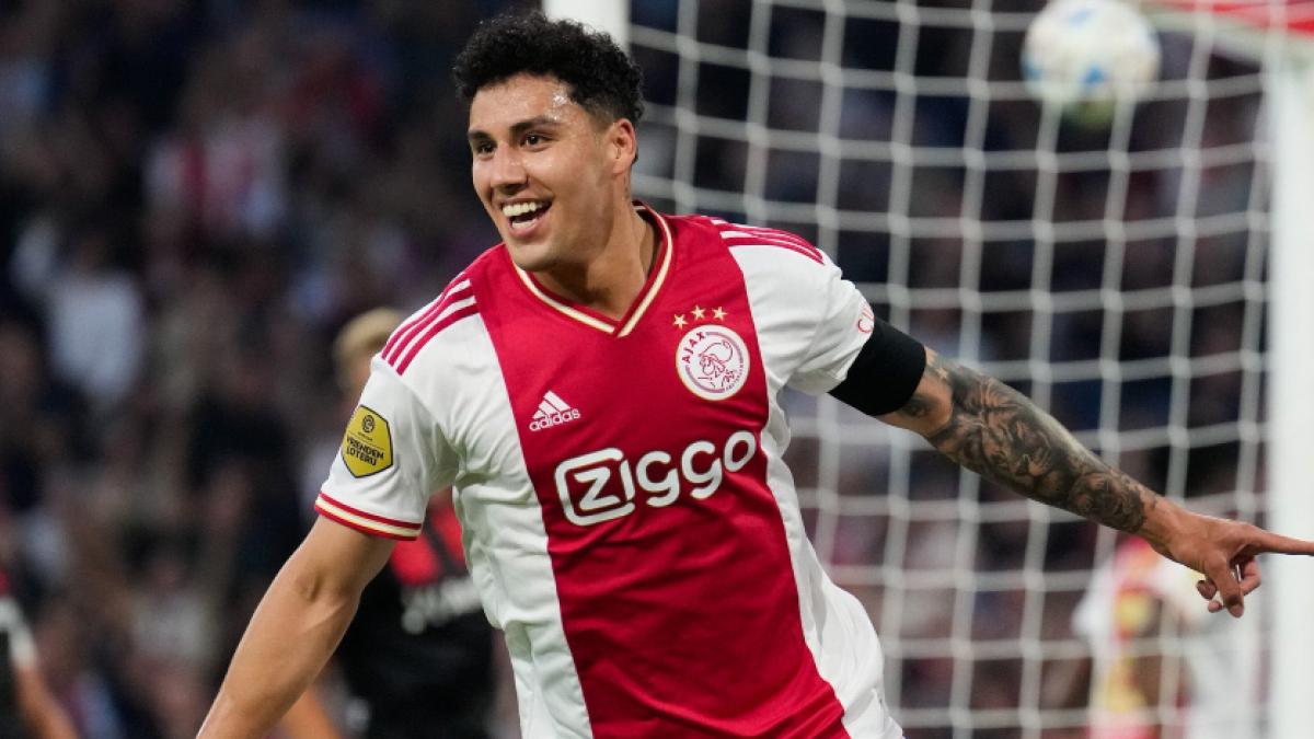 ​VIDEO: Jorge Sánchez y su primera asistencia con el Ajax; jugada de fantasía con Edson Álvarez